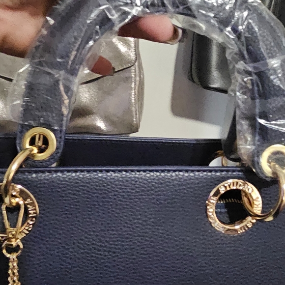 Badgley Mischka Tote with Chain Logo Eyelet in Dark Navy BRAND NEW! - Picture 4 of 14